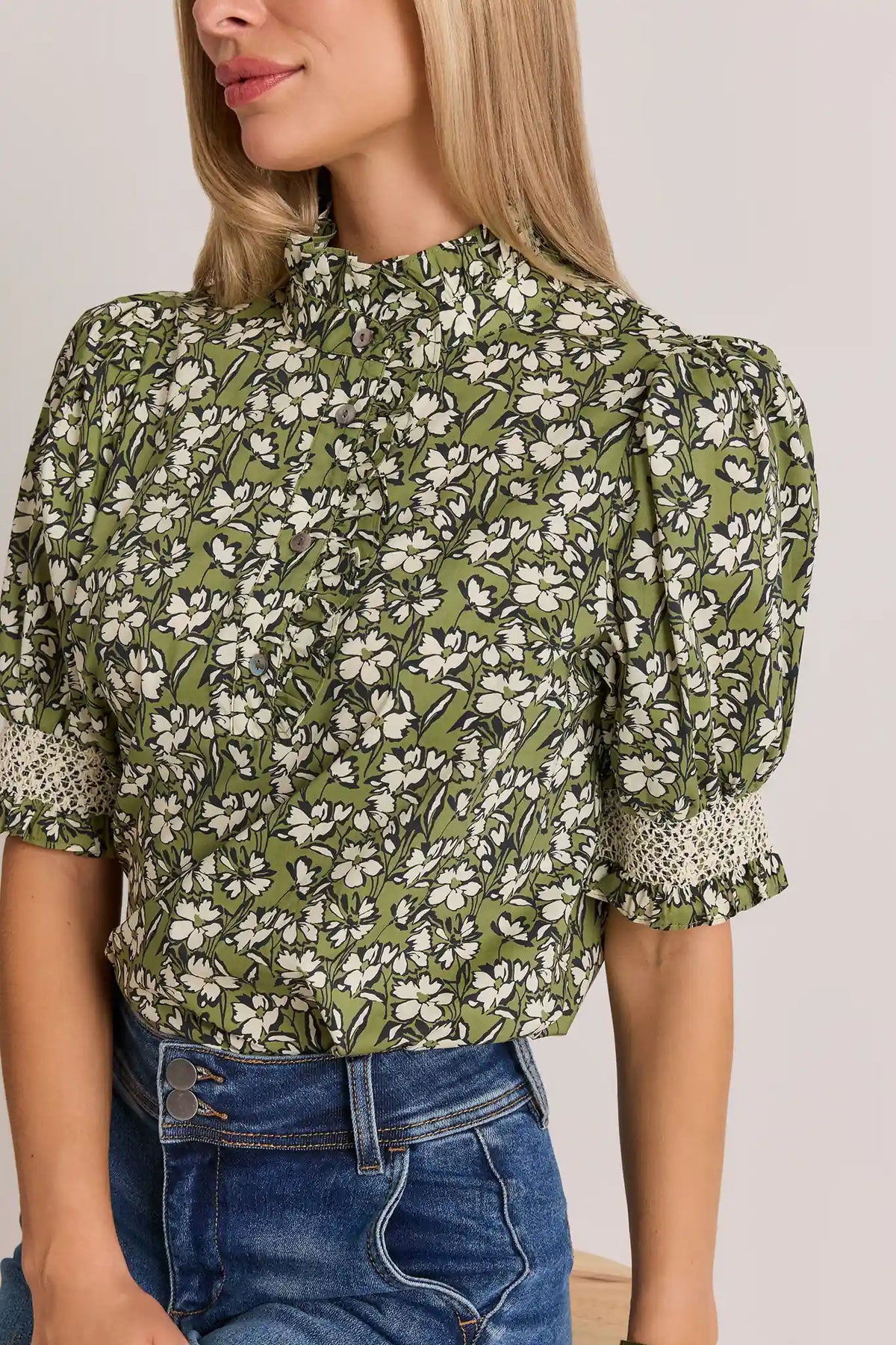 Green Floral Ruffle Collar Top - Lace Cuff & Print Close-Up | Avara
