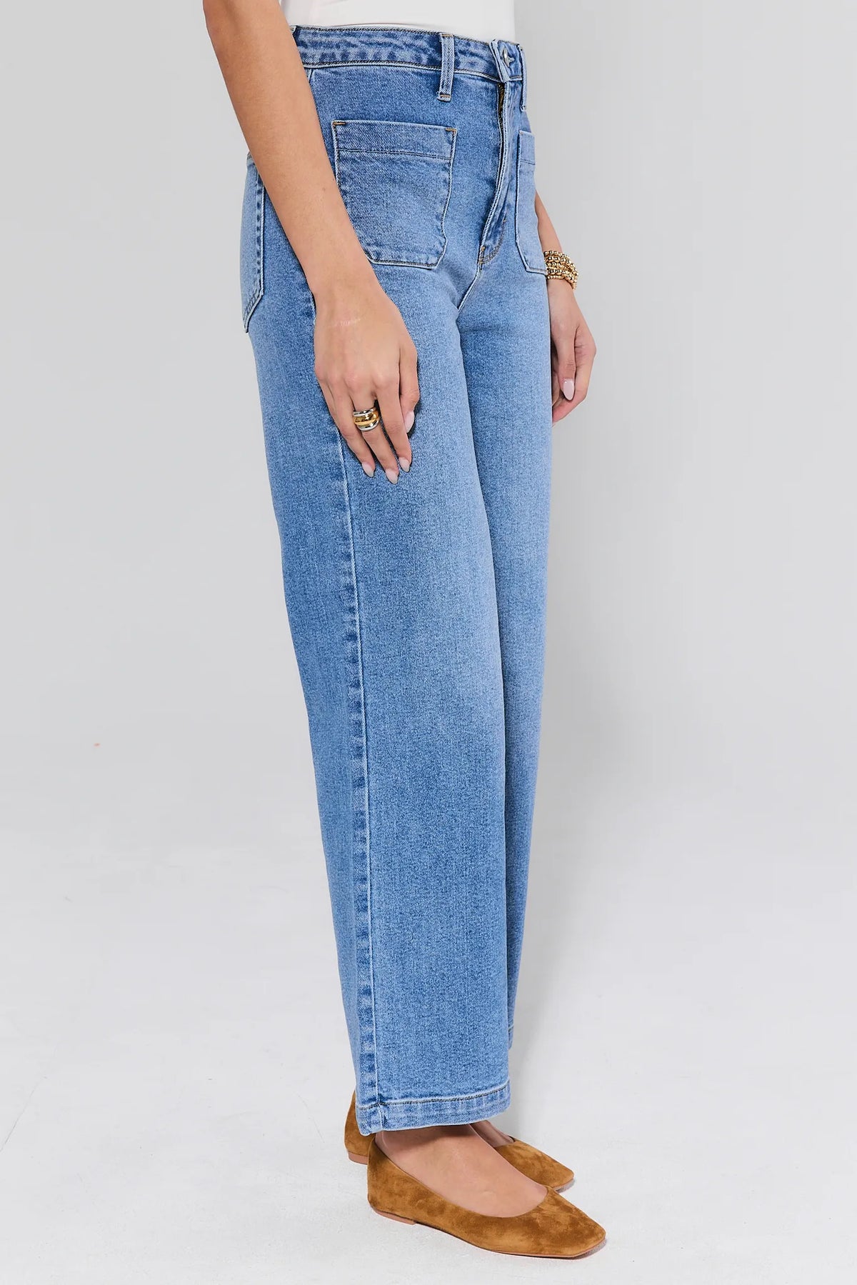 Kimberly Light Wash High-Rise Wide-Leg Jeans - Side View Showing Patch Pocket Detail | Avara