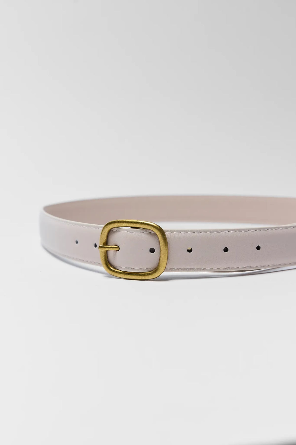 Ivory Faux Leather Belt with Antique Gold Oval Buckle - Hardware Close-Up | Avara