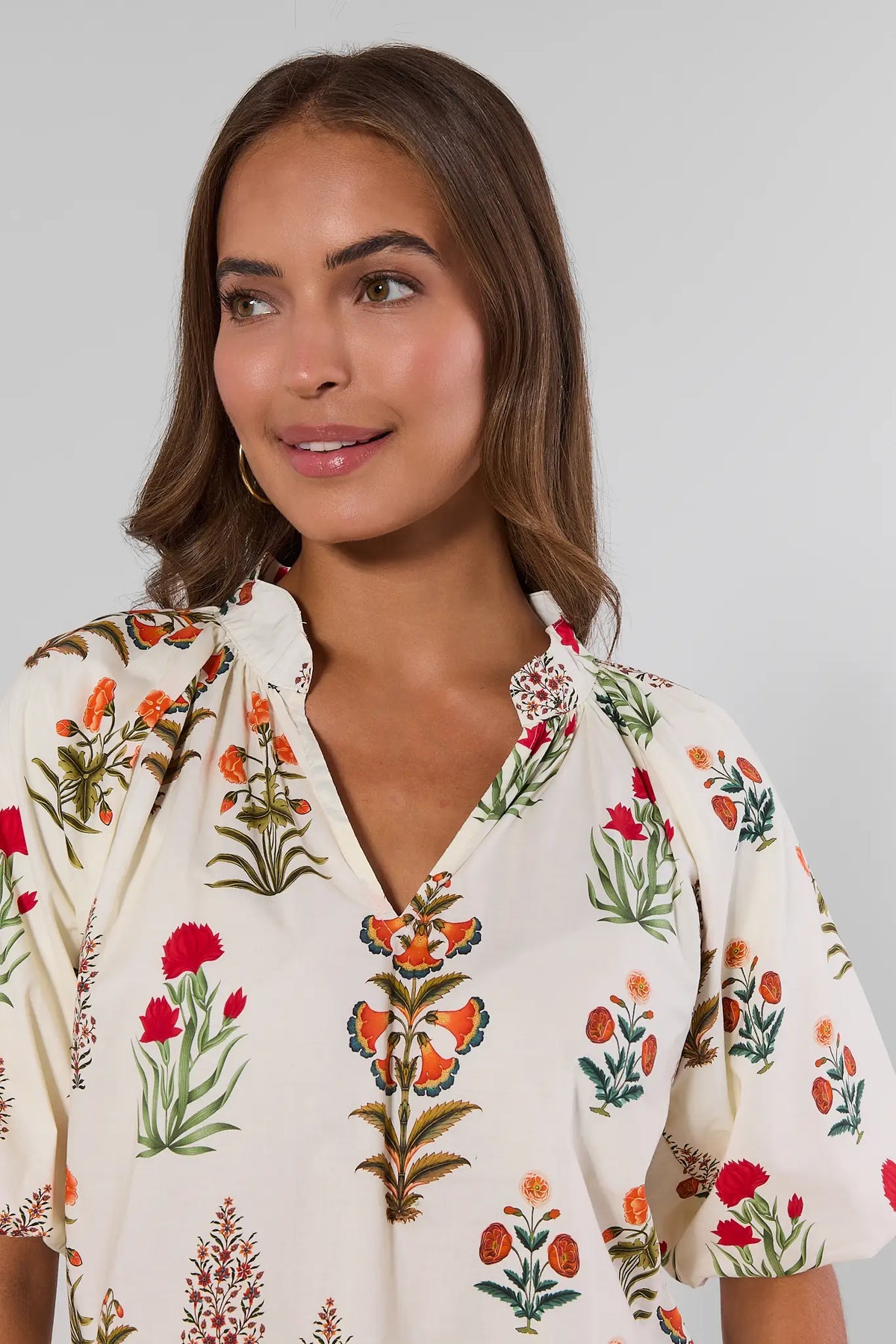 Ivory Floral Print Scalloped Top - V-Neck & Print Close-Up Detail | Avara