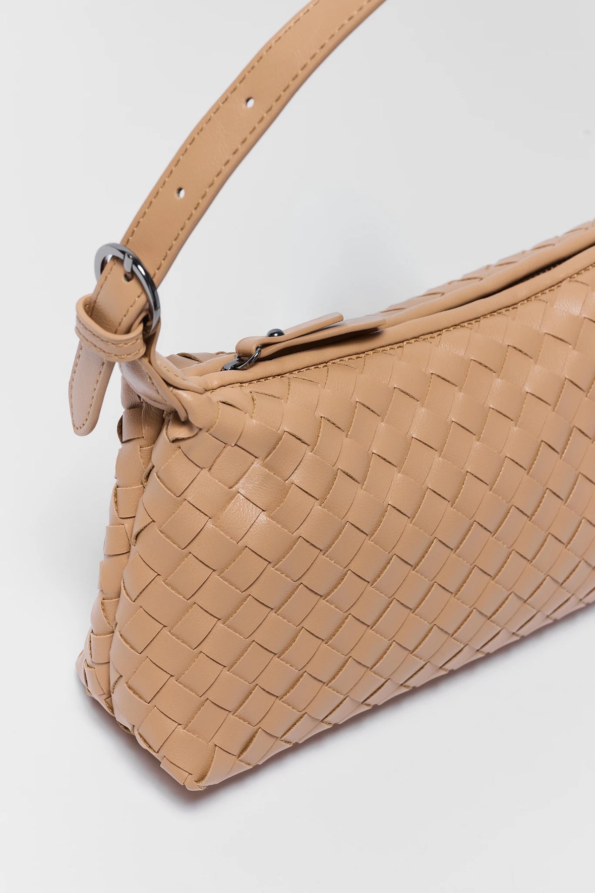 Tan Woven Faux Leather Baguette Bag - Strap and Texture Close-Up | Avara