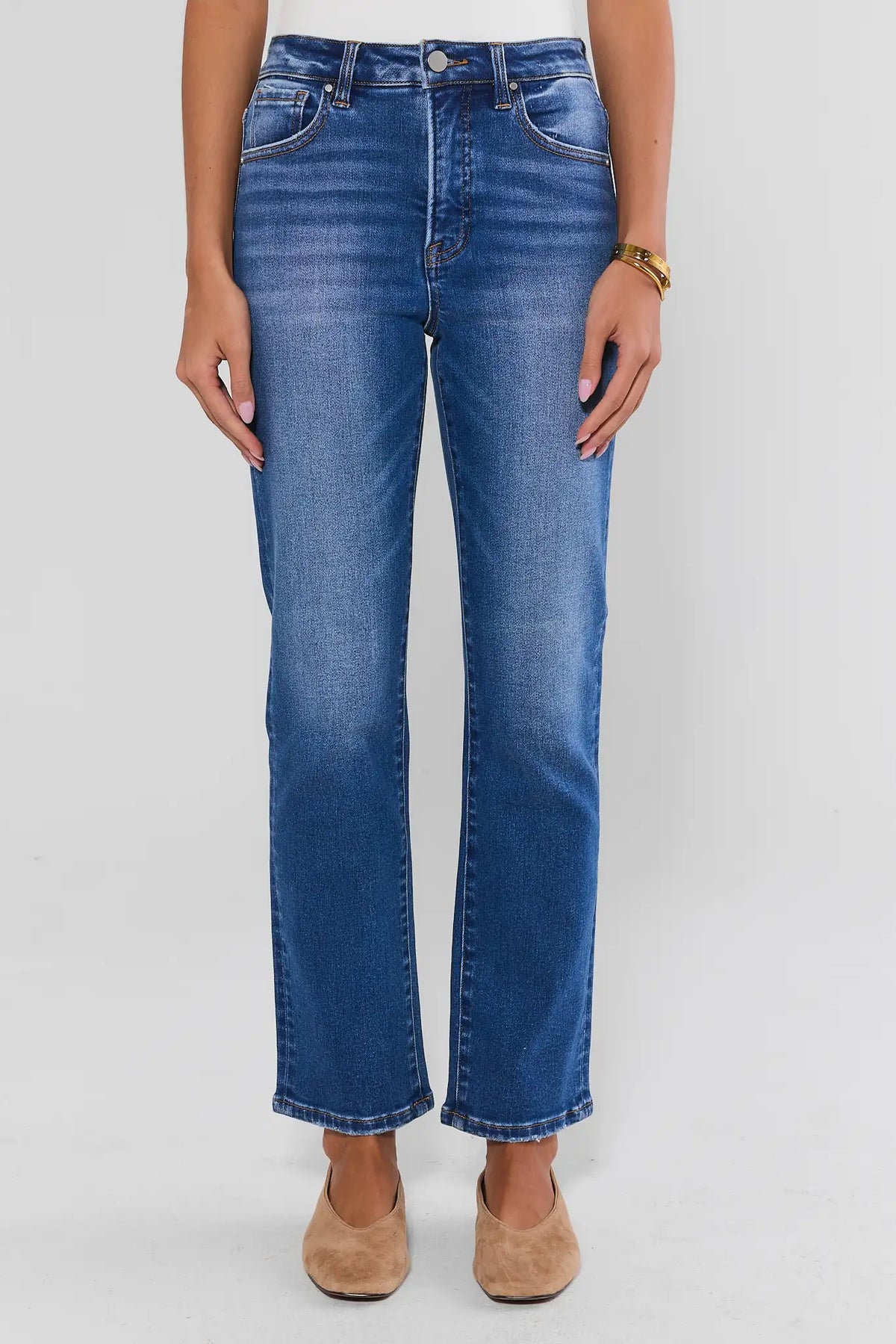 Medium Wash Straight Leg Jeans - Front View On Model | Avara