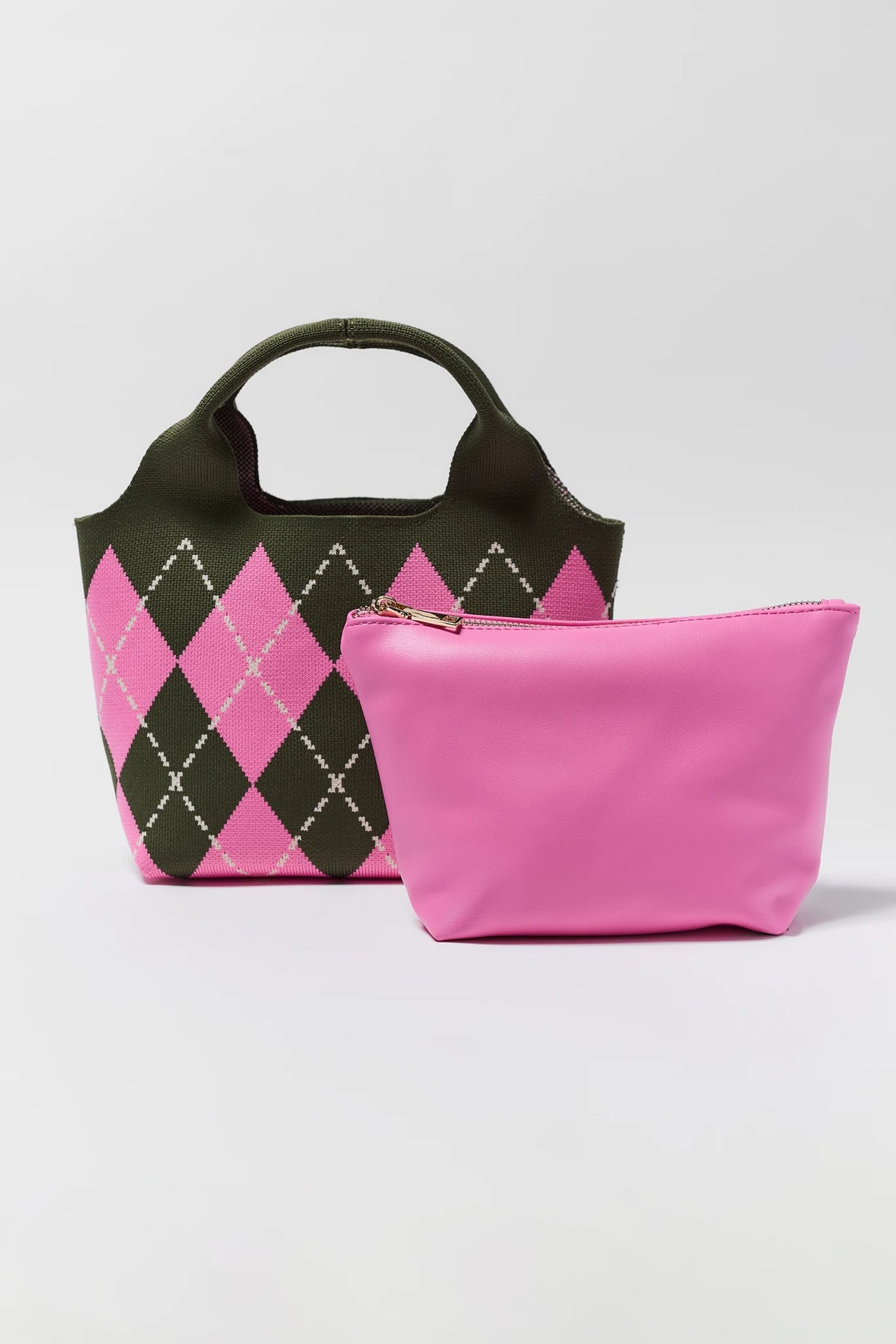 Pink Argyle Woven Bucket Bag with Pink Interior Pouch - Product Contents | Avara