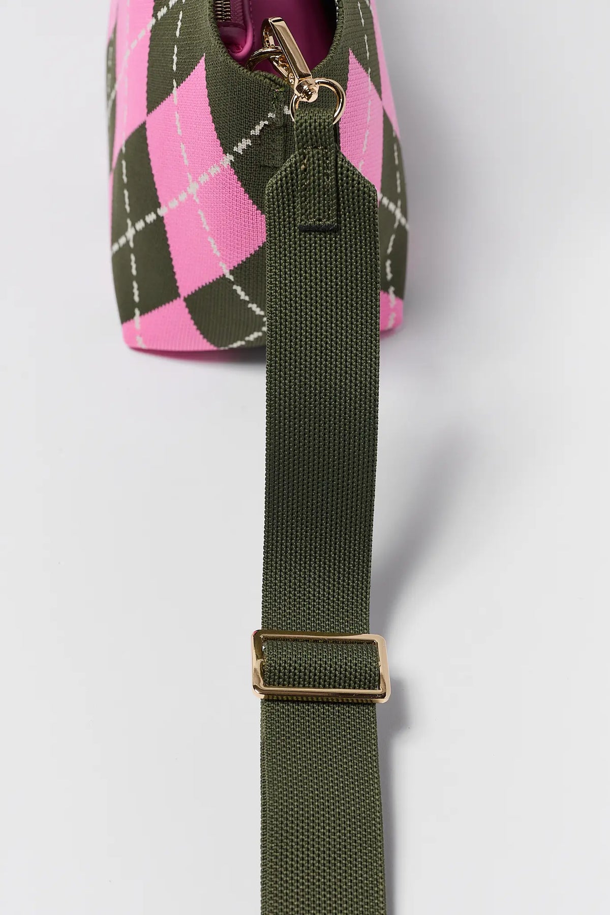 Pink Argyle Woven Bucket Bag - Olive Green Adjustable Strap Hardware Detail | Avara