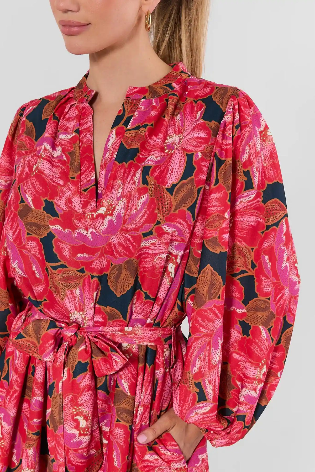 Pink Floral Tie Waist Short Dress - Neckline & Waist Tie Detail | Avara