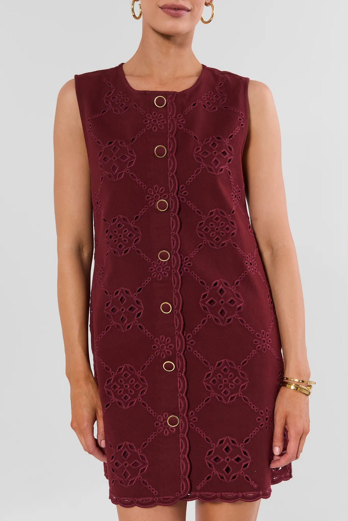 Burgundy Eyelet Short Dress - Eyelet & Button Detail Close-Up | Avara