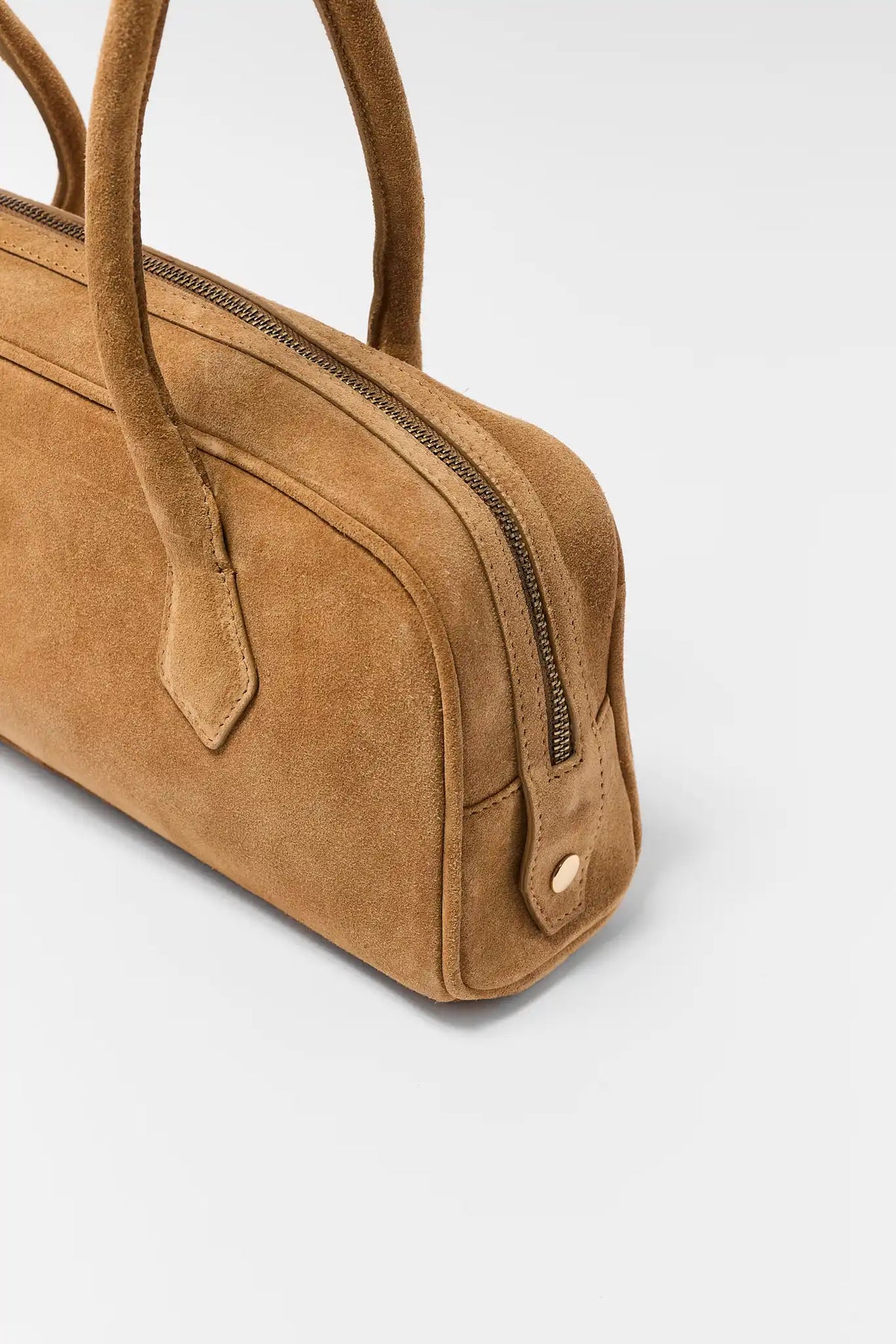 Tan Faux Suede Shoulder Bag Zipper and Gold Hardware Close-Up Detail | Avara