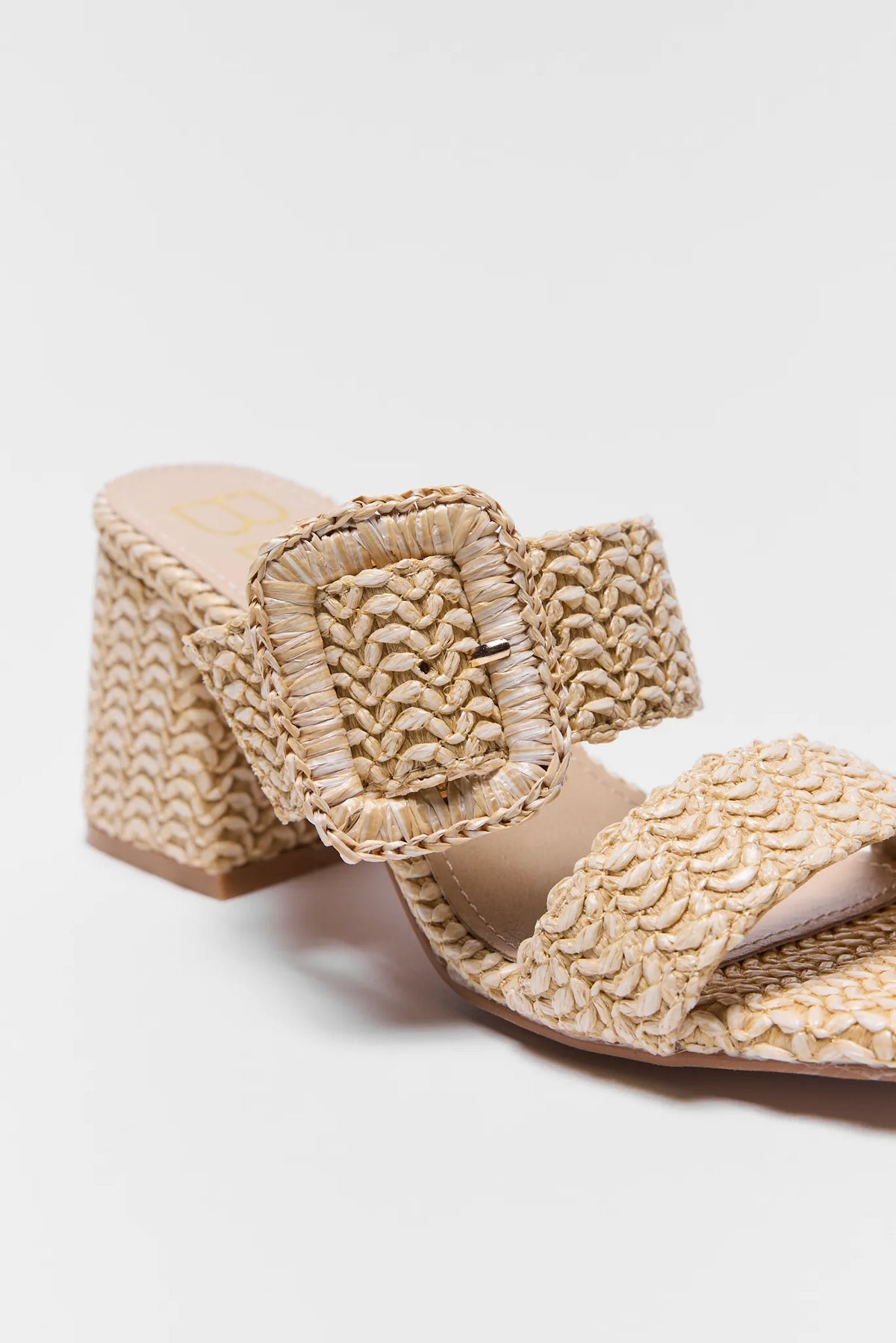Natural raffia buckle block heel sandal - Close-Up Woven Buckle Detail | Avara