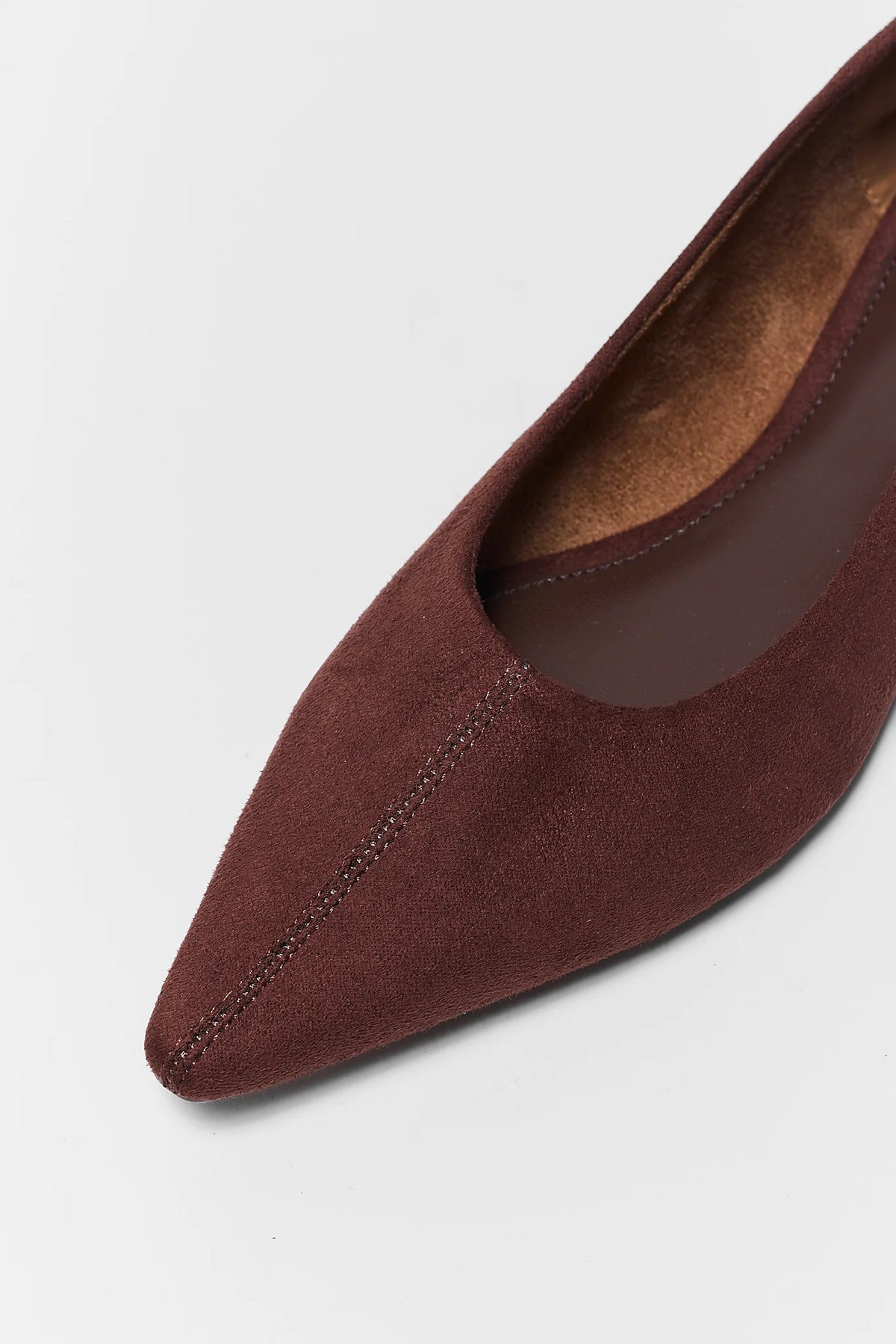 Brown Pointed Toe Ballet Flat - Close-Up Toe Detail | Avara