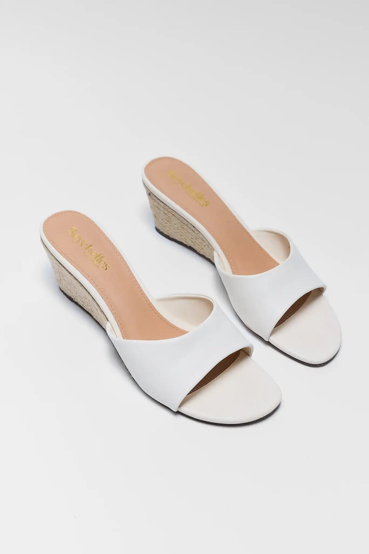 Cream leather open-toe wedge sandals with espadrille platform - Front Angle, pair | Avara