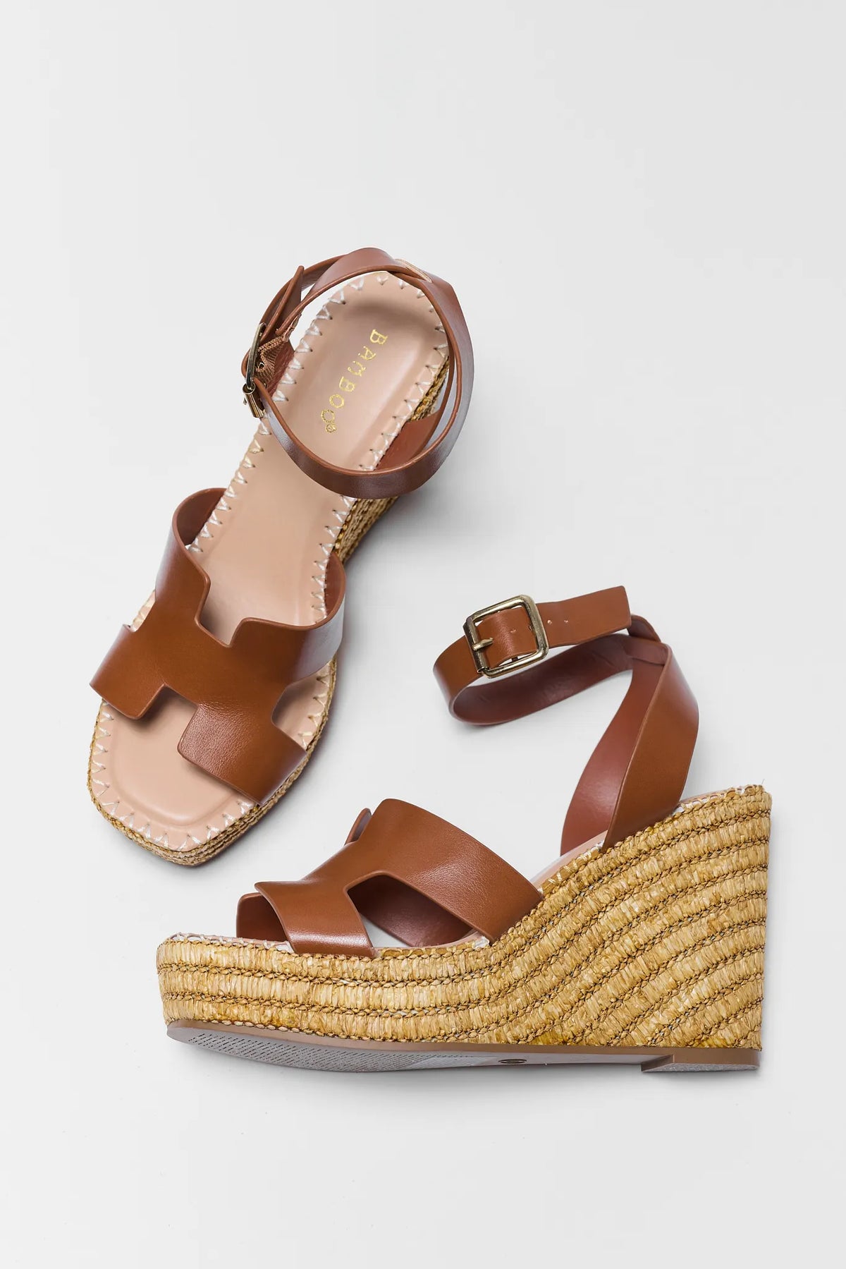 Chestnut faux leather wedge sandals with woven raffia platform - Flat Lay Pair | Avara