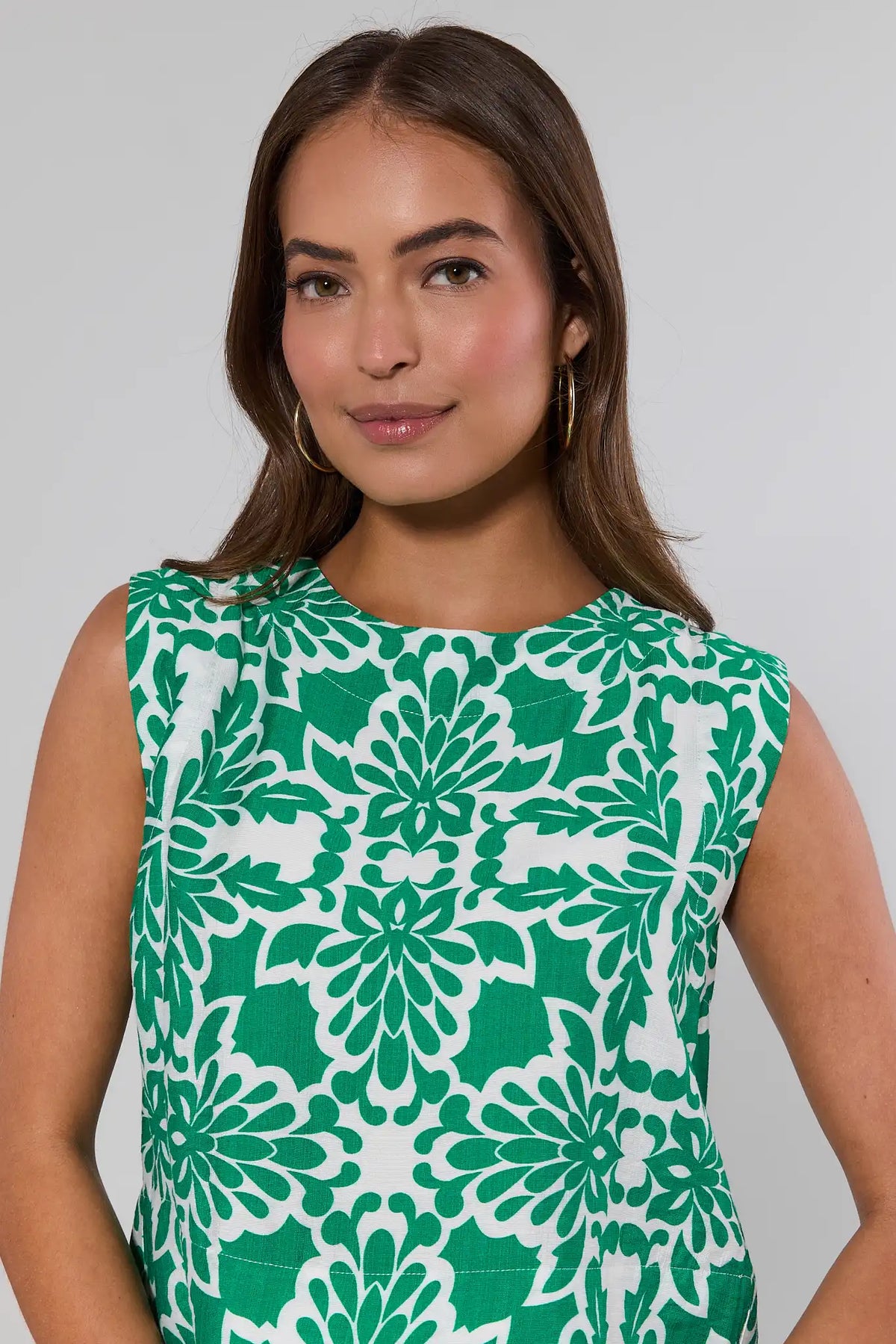 Margot Green Printed Top close-up front detail, abstract floral print sleeveless boxy top | Avara