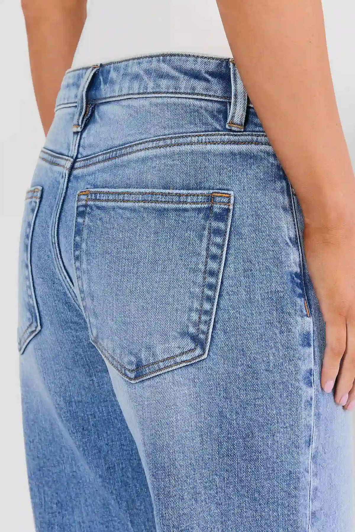 Medium Wash Wide Leg Jeans Back Pocket and Waistband Close-Up Detail | Avara