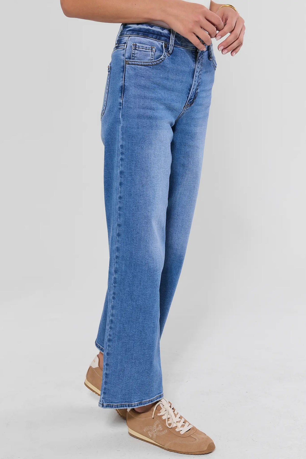 Medium Wash High-Rise Straight Leg Jeans - Side Profile View On Model | Avara