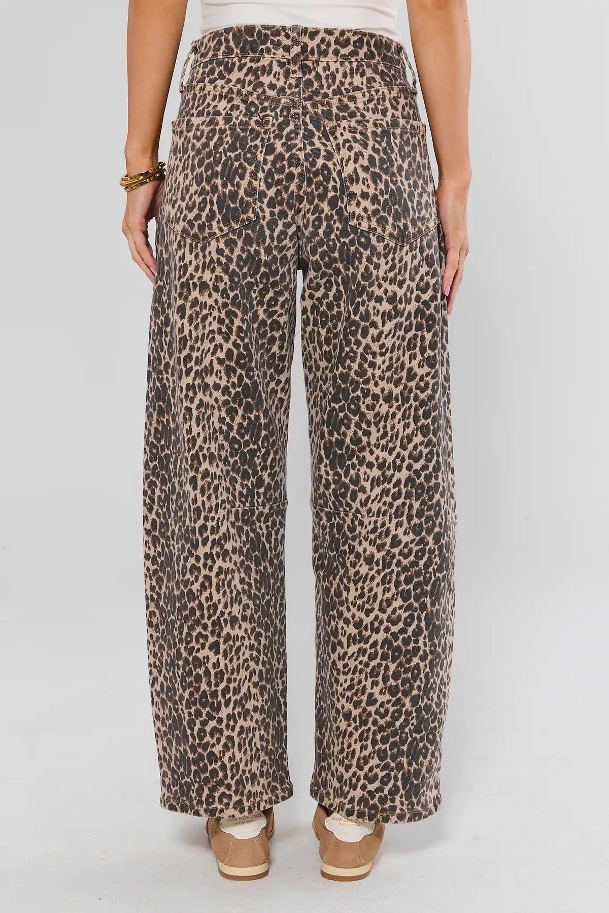 Harper Leopard Print Barrel Jeans - Back View Showing Patch Pockets On Model | Avara
