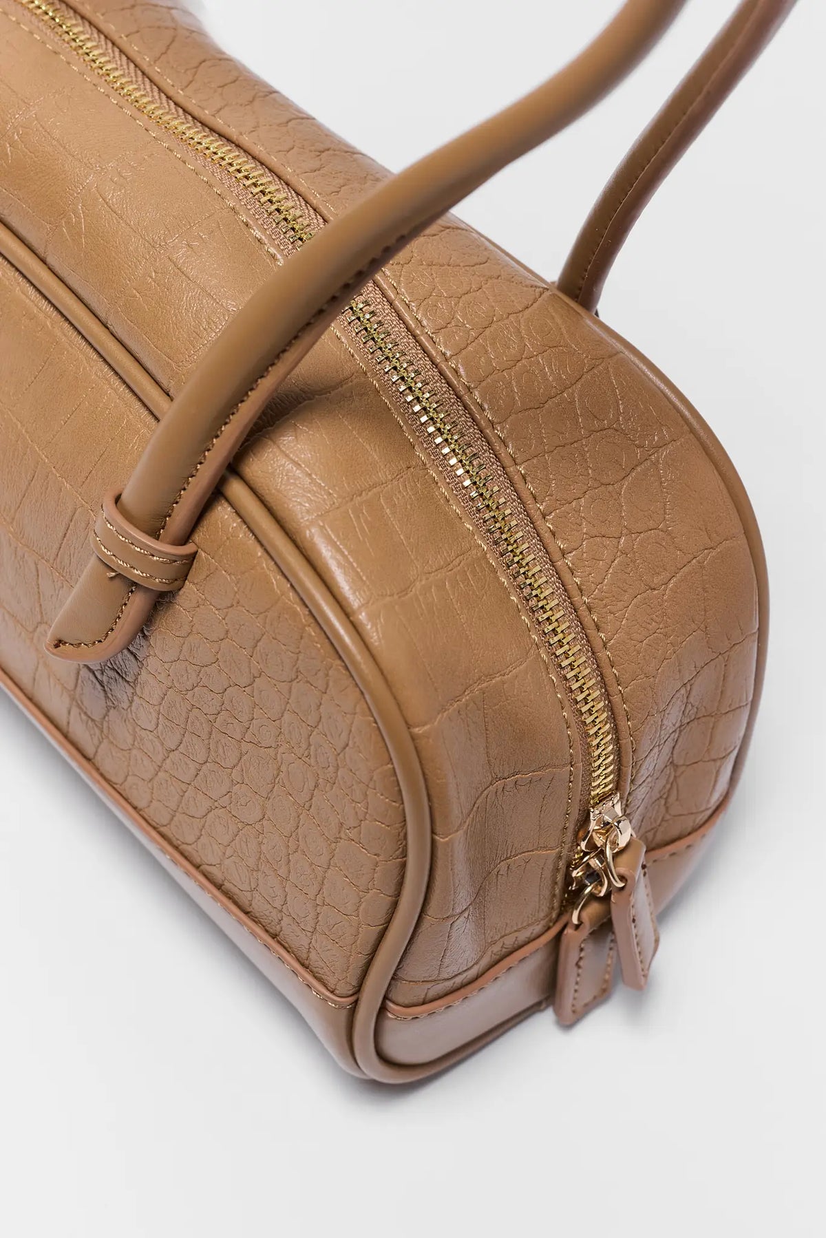 Camel Croc Faux Leather Bag Gold Zipper Hardware - Close-Up Detail | Avara