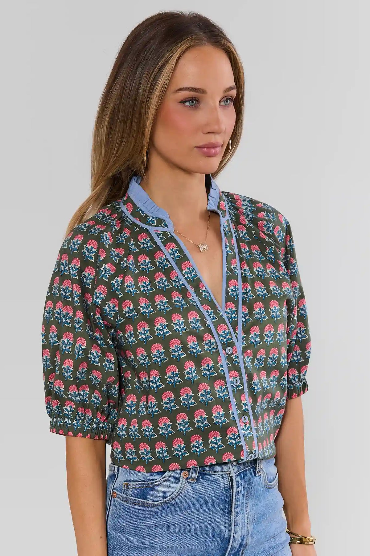 THML Liv Green Floral Print Top - Three-Quarter Side View Showing Puff Sleeve & Print | Avara