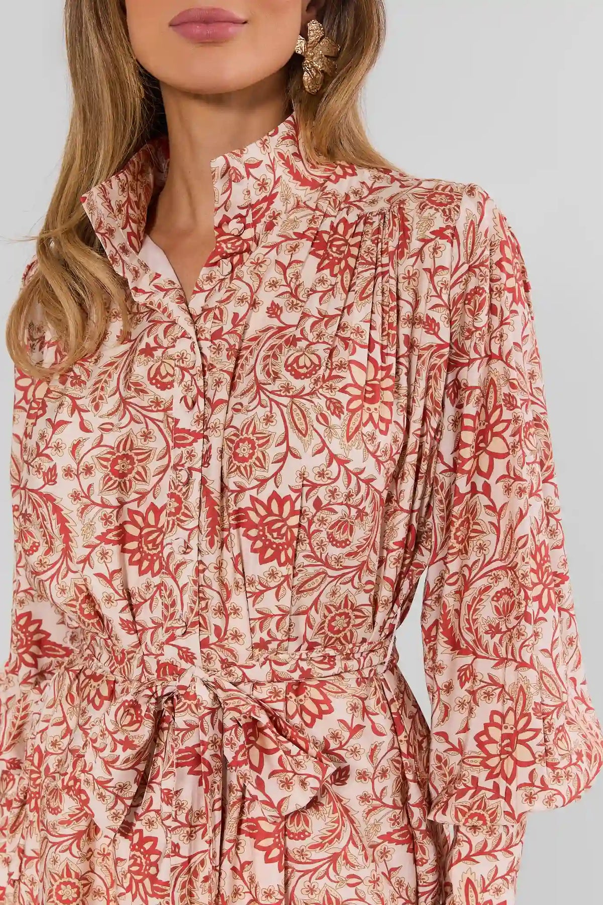 Orange Floral Print Tie Waist Dress - Neckline & Waist Detail | Avara