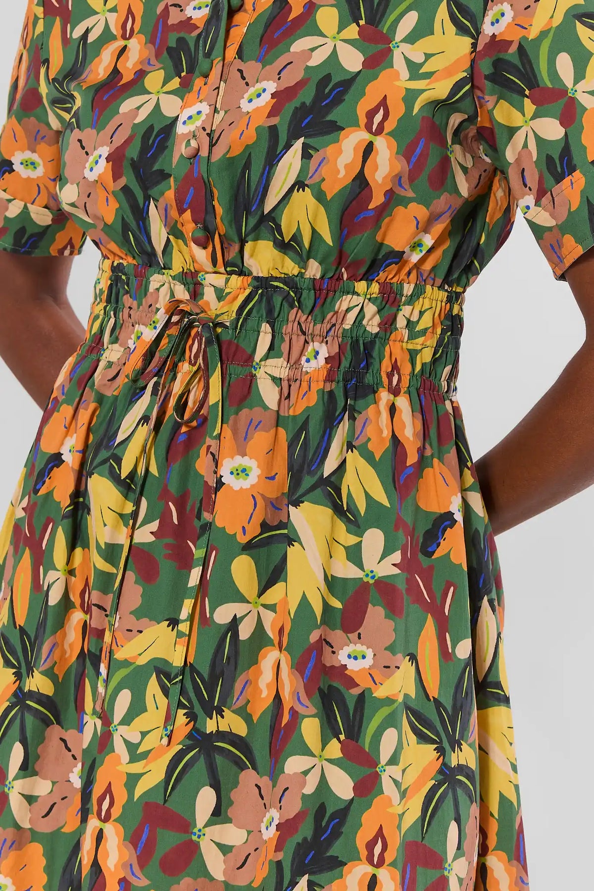 Green Floral Print Collared Midi Dress - Drawstring Waist Close-Up Detail | Avara