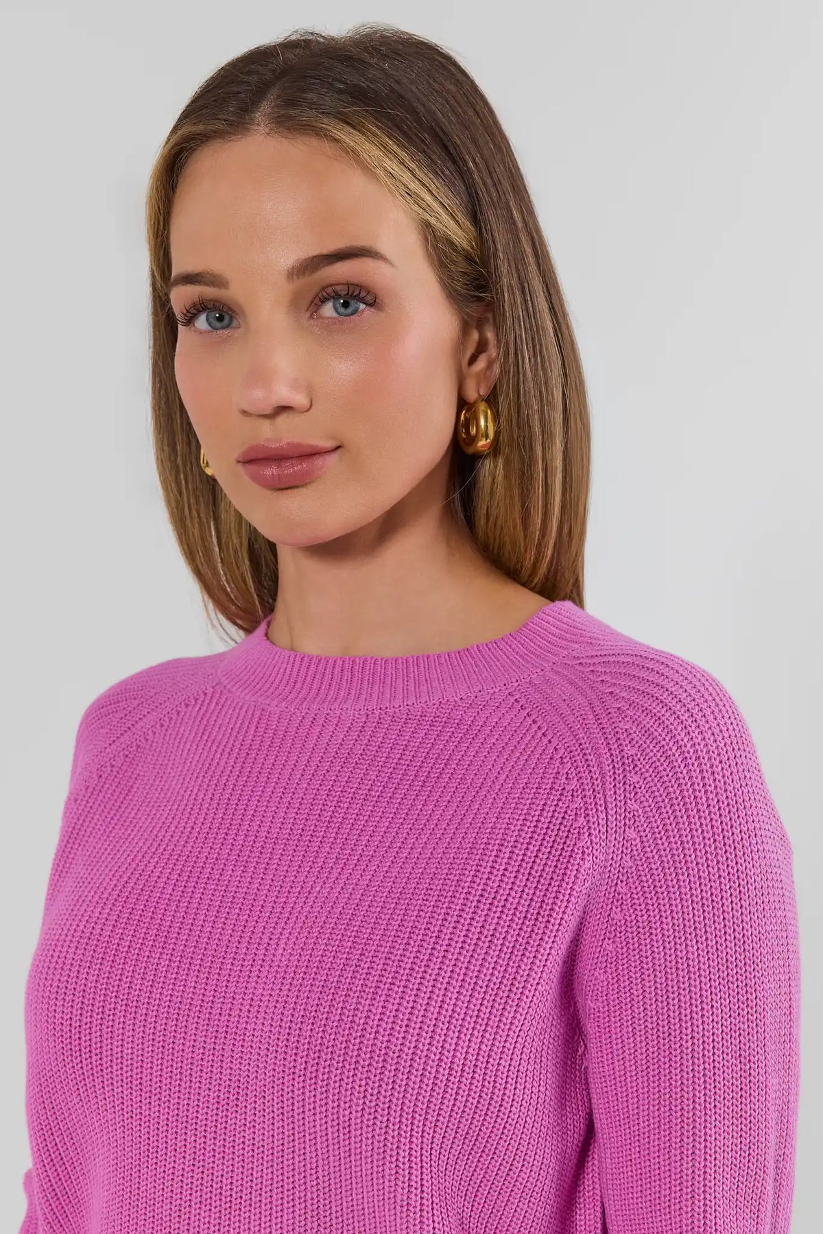 Pink Rib Knit Sweater - Close-Up Neckline & Texture Detail | Avara