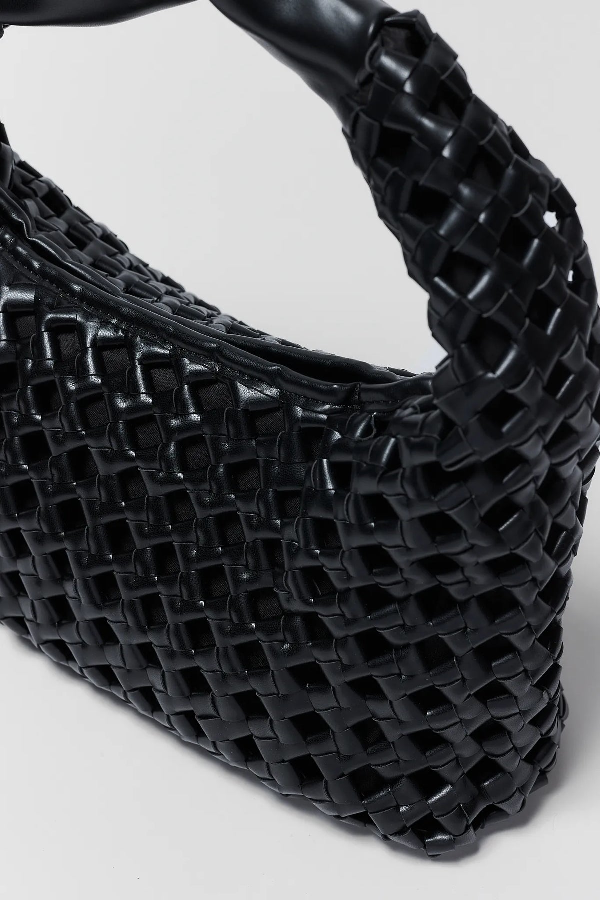 Black Woven Shoulder Bag - Woven Texture Close-Up Detail | Avara