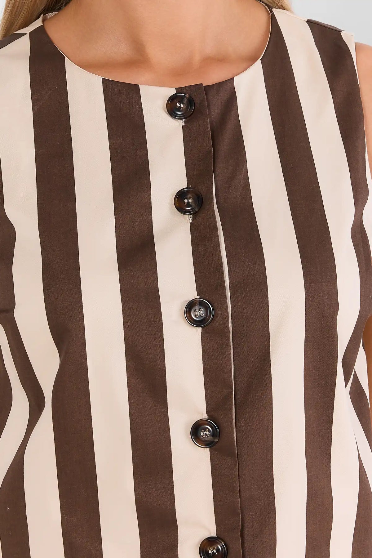 Brown Striped Button-Up Top - Button & Neckline Close-Up Detail | Avara