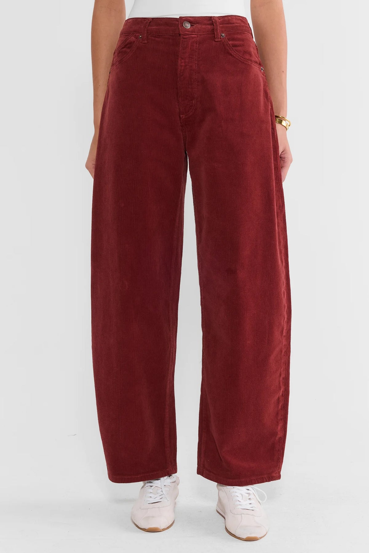 Gigi Corduroy Barrel Jeans by Rolla's