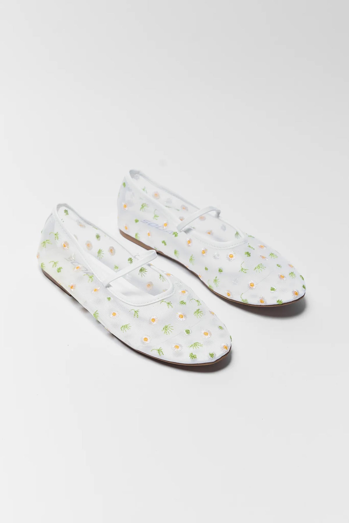 White Daisy Embroidered Mesh Flats - Pair Angled View | Avara